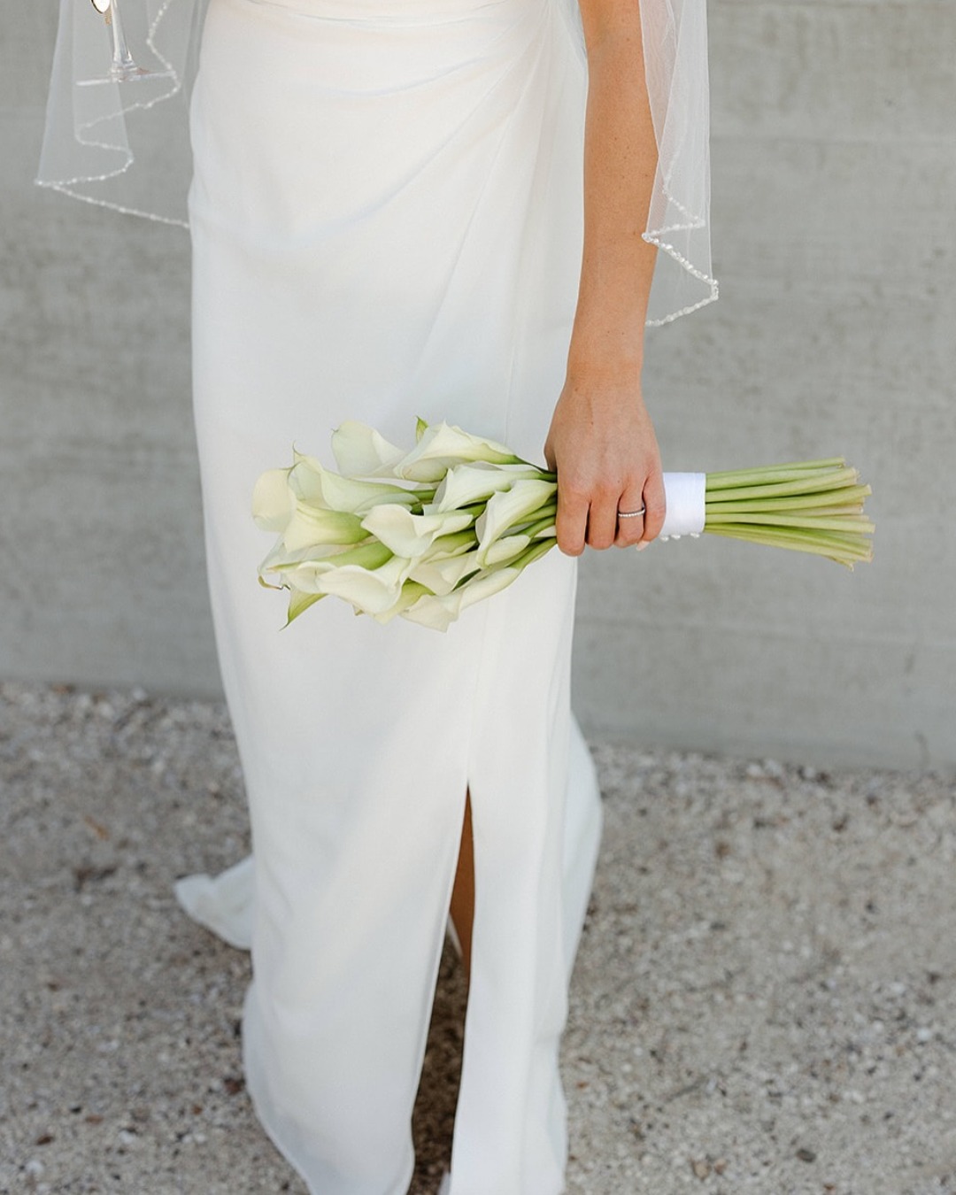 Inside Alexa & Duncan’s dream day.
Photography: @zanda_photography
Venue: @kauribayauckland
Florals: @wildbloomsnz