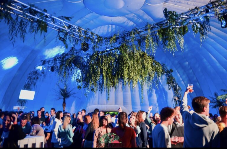 Air Space Structures