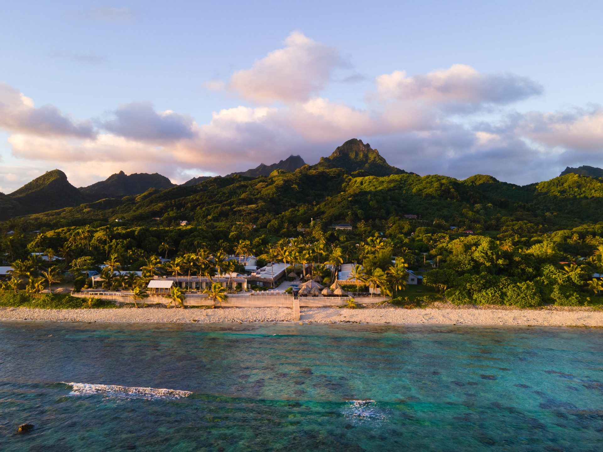Club Raro Resort