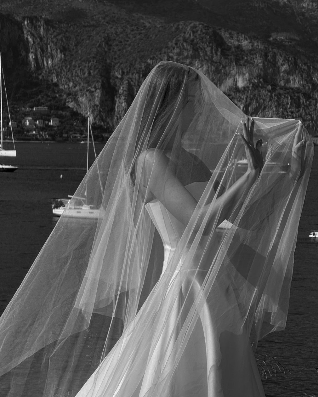 Timeless, elegant, unforgettable. Captured by @theaisle___ 

Vendor team:

Bride: @sophiedryburgh_ 
Groom: @bradleyjdryburgh 
Venue @fscapferrat 
 Photographer @biancavirtueweddings 
 Planner / Styling @aimeebarton_ 
 Videographer @biancavirtueweddings  @chapters.films 
 Gown @kyhabride 
 Florist @roni_floral_design 
 Shoes @jimmychoo & @cultgaia 
 Jewellery @alanammariajewellery